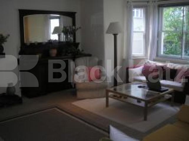 			2 Bedroom, 1 bath, 1 reception Flat			 Belsize Park Gardens, BELSIZE PARK NW3